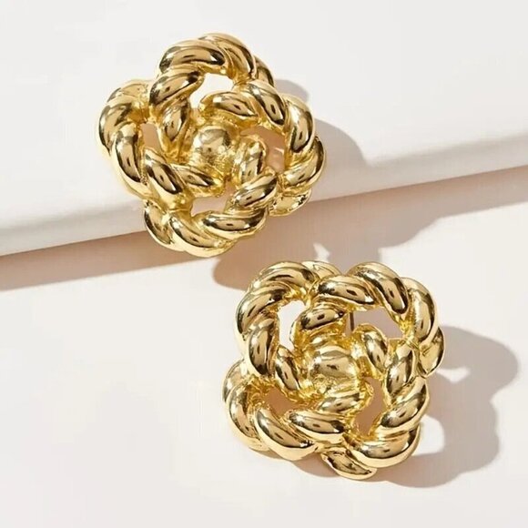 Zara Elegant Gold-Toned Chunky Knot Earrings 💕💕✨✨ with GIFT BOX 🎁 - Picture 3 of 10